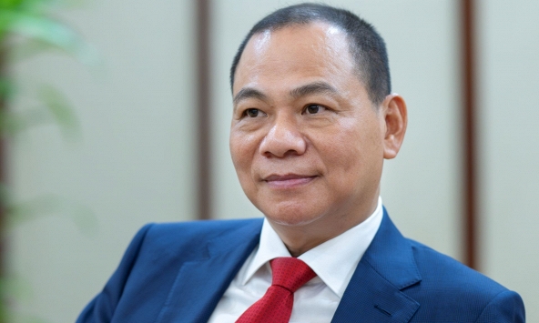 VinFast nhận hỗ trợ từ Vingroup và ông Phạm Nhật Vượng nhằm dự phòng nguồn vốn, tập trung bứt phá