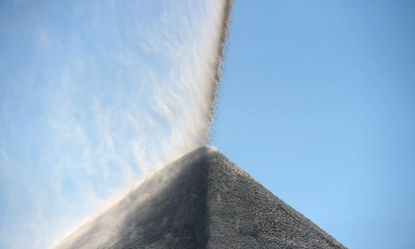 Dư thừa Lithium sẽ vẫn tồn tại vào năm 2025 mặc dù nhu cầu của Trung Quốc tăng