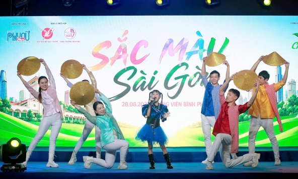 Đêm nhạc ‘Sắc màu Sài Gòn’ - Khi thời trang, âm nhạc và nghệ thuật hòa cùng tinh thần sống xanh