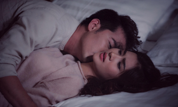 Khi đàn ông liên tục nói những câu này lúc mặn nồng, hãy thận trọng mà tìm đường 'rút lui'