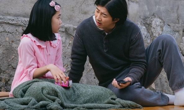 Màn ảnh Hàn có một bộ phim vừa lên sóng đã nhận nhiều lời khen, netizen bình luận: Định xem chơi mà thấy hay thật