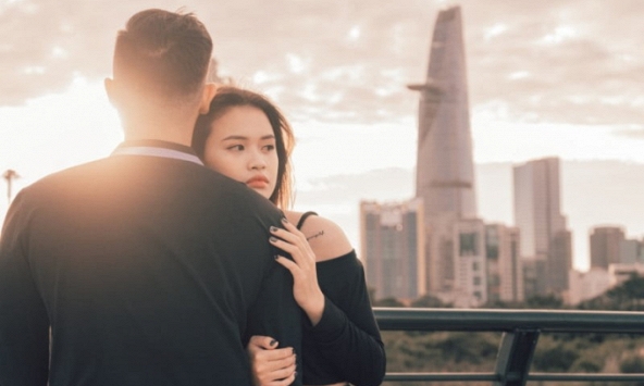 Đàn ông khi yêu có 3 điểm 'yếu lòng' mà phụ nữ tinh tế mới nhận ra!