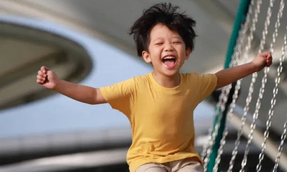 Cha mẹ thông minh bồi dưỡng cho con 2 phẩm chất này: Đi đâu cũng sống được, lúc nào cũng mạnh mẽ, không lo bị bắt nạt