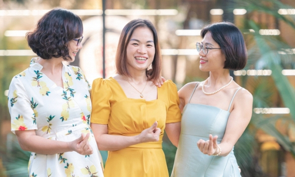 Phụ nữ U50 và nỗi ám ảnh tiền mãn kinh: Làm sao để chăm sóc mình tốt hơn?