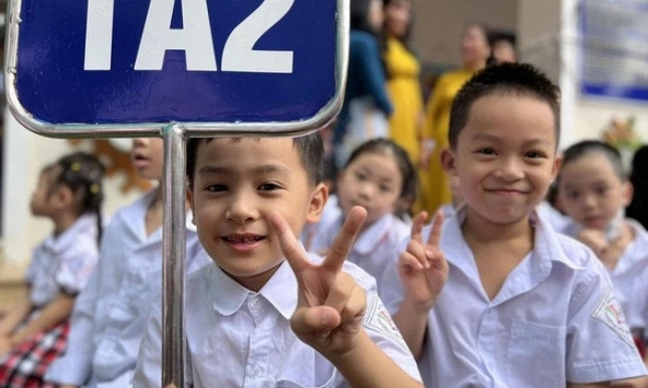 Ông bố Hà Nội chia sẻ lộ trình học tập cho học sinh lớp 1: Từ Toán đến tiếng Anh, tiếng Việt đều rất chi tiết