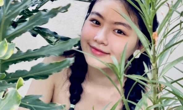  Ở tuổi 17, Lọ Lem nhà Quyền Linh nắm trong tay loạt giải thưởng, trường học còn tiết lộ điểm số đầy ấn tượng của cô bé