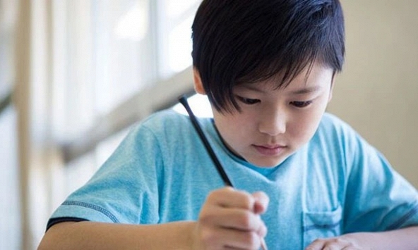 Trẻ có đôi tai to hay nhỏ sẽ thông minh hơn? Một giáo sư đại học đã chỉ rõ điều này