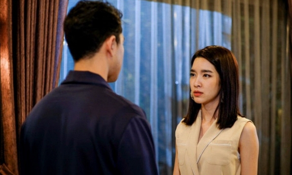 Nghi chồng có quan hệ tình cảm với giúp việc, vợ đặt camera và phát hiện sự thật sốc hơn