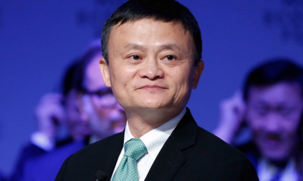 Cao tay như vợ chồng tỷ phú Jack Ma, chẳng mắng nhiều lời mà đưa con từ bờ vực hư hỏng đến con đường học giỏi, tiến bộ