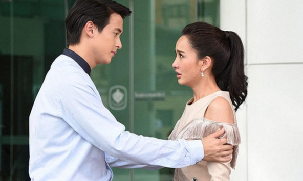 Cưới nhau được một tuần, vợ suy sụp khi phát hiện những dòng tin nhắn trong điện thoại chồng