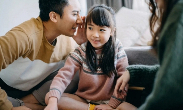 3 kiểu cha mẹ thực sự rất thông minh: Bề ngoài tưởng thờ ơ nhưng lại âm thầm nuôi dạy những đứa con ưu tú