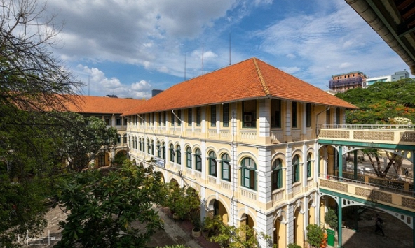 Bà mẹ TP. HCM liệt kê loạt lý do khiến học sinh 'chen chân' vào trường chuyên Trần Đại Nghĩa, lưu ý 1 điều quan trọng sau khi thi đỗ