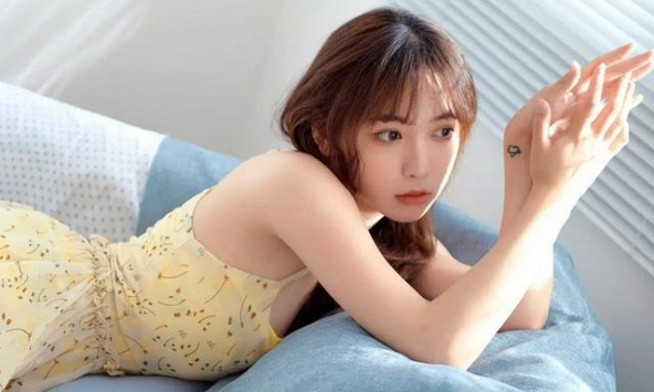 Khi phụ nữ già đi quá nhanh, cơ thể thường có '2 thứ dài ra và 1 thứ tròn trịa': Ai có rồi cần 'nuôi dưỡng' sức khỏe thật tốt