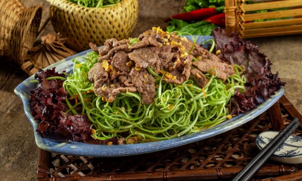 3 món rau ngày Tết khiến đường huyết tăng đột biến không ngờ tới, cảnh báo 2 bộ phận bị 'ngứa' cần đi khám tiểu đường