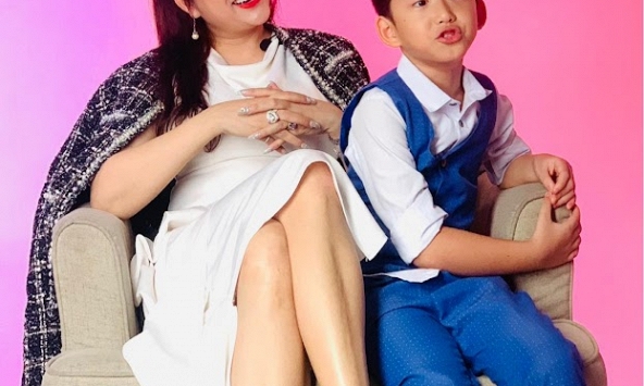 Sống trong căn hộ 200m2, mỗi tháng Phi Thanh Vân đầu tư ngần này tiền cho việc giáo dục con: Bảo sao con thông minh!