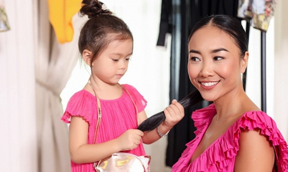 Chia sẻ cũ của Đoan Trang bất ngờ gây bão, cô nói gì mà cư dân mạng khen tới tấp: Người Việt thì phải dạy con như thế!