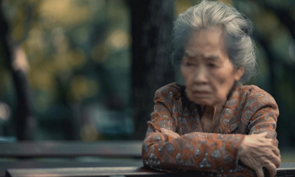 Tôi choáng váng khi biết con dâu mua bát đũa riêng cho mình, lý do vô cùng cay đắng