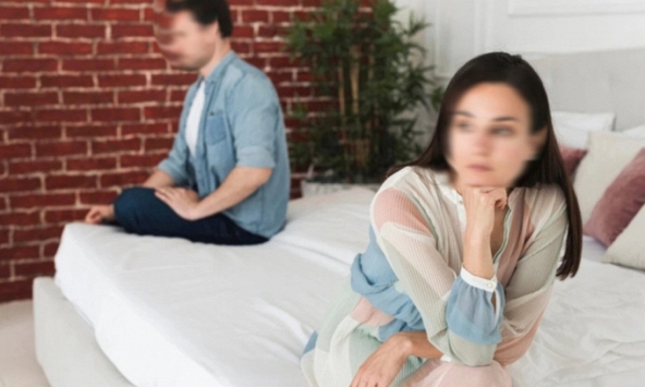 Thấy chồng đòi nợ bố vợ 500 nghìn, tôi tức quá ném trả anh rồi bế con bỏ về nhà ngoại