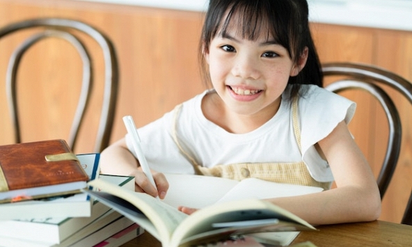 Trẻ có 3 'khuyết điểm' này lớn lên có thể kiếm được rất nhiều tiền nhưng lại gây phiền phức, khiến nhiều cha mẹ hiểu lầm