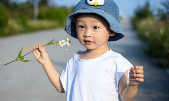 4 lần ủng hộ của cha mẹ có thể giúp con “ngẩng cao đầu” suốt cuộc đời, lần thứ 3 rất nhiều phụ huynh bỏ qua