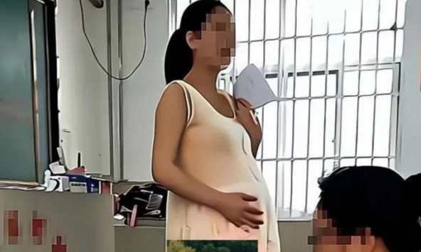 Lén chụp ảnh giáo viên rồi đăng lên MXH, phụ huynh vô tình khiến cô giáo bị phạt nặng, ai nghe xong cũng nhận xét: Thật quá đáng!