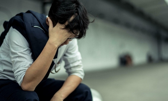 Lấy vợ kém 1 con giáp, về sống chung 3 tháng mà tôi hoảng hồn, đặc biệt là những bữa cơm kinh hoàng không dùng bát