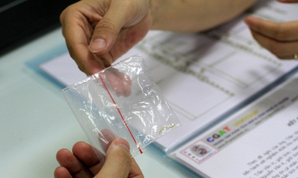 Thấy con không giống mình, chồng đề nghị xét nghiệm ADN và nhận cái kết 'vả mặt' từ 2 năm trước