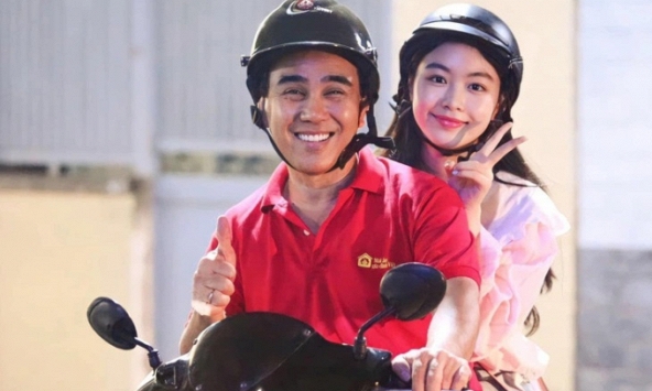 Con gái Lọ Lem xinh xắn, học giỏi như vậy nhưng bố Quyền Linh vẫn cực kỳ khiêm tốn, đọc bình luận mà phải khen ngợi gia đình anh!