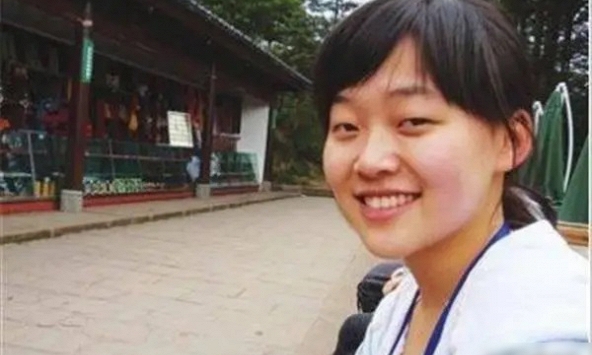 Đây là nữ sinh xuất sắc đến mức ĐH Thanh Hoa quyết hạ điểm chuẩn để đón vào học: Kiểu gì chúng tôi cũng phải 'tóm' được em!