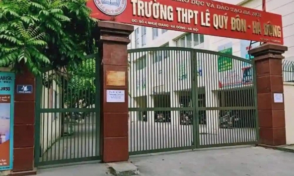 Ngôi trường ở quận Hà Đông chính thức nắm 'ngôi vương' về điểm chuẩn lớp 10 năm nay: Ngó bảng thành tích giảng dạy suốt nhiều năm mà nể!