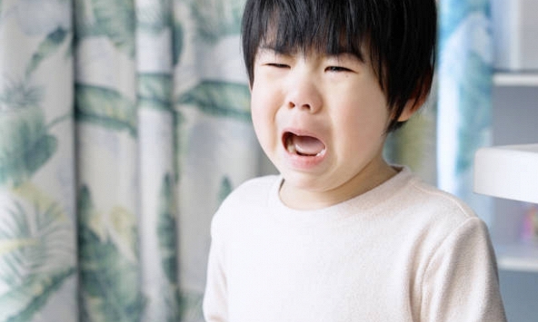 Thói quen này của rất nhiều cha mẹ dễ nuôi dạy nên những đứa trẻ “bất tài” 