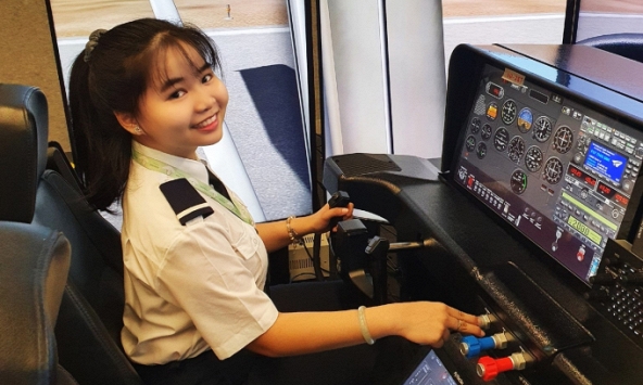 Nữ phi công trẻ với hoài bão, ước vọng bay cao, bay xa