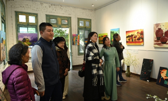 'Trạm cảm xúc' - Nơi nghệ thuật chạm đến tâm hồn và chữa lành những tổn thương