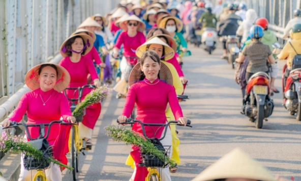 Trung ương Hội LHPN Việt Nam phát động 'Tuần lễ Áo dài' và đồng diễn dân vũ từ ngày 1/3 đến 8/3/2025