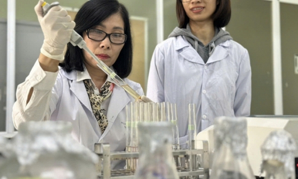 TS. Hoàng Phương Hà và những sáng chế giúp xử lý ô nhiễm môi trường