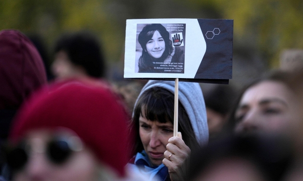 Chính phủ Italia thông qua dự luật tăng cường trừng phạt đối với nạn bạo lực phụ nữ