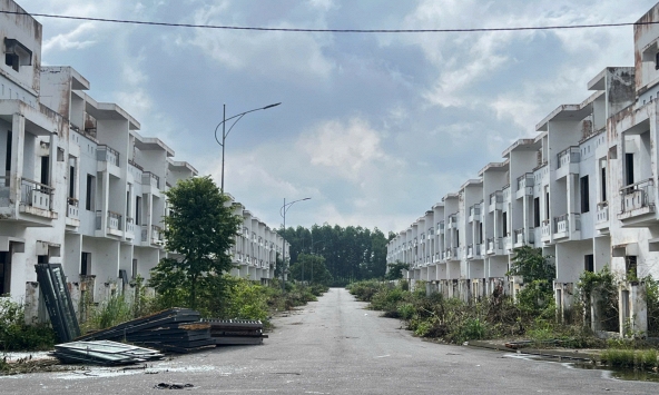 Viva Park Giang Điền: Nỗi đau chung của hàng trăm gia đình, phần lớn là phụ nữ.