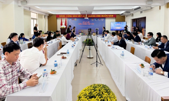 Tọa đàm và ký kết hợp tác thúc đẩy đào tạo nguồn nhân lực chất lượng cao tại ĐHQG TP.HCM