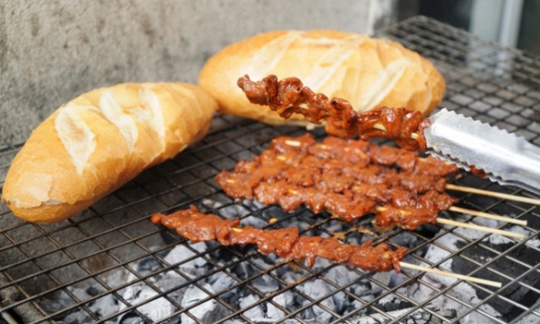 Bánh mì: Món ăn đường phố vượt biên giới