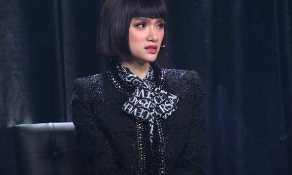 Hương Giang mắng thẳng 2 chân dài Vietnam's Next Top Model: 'Tụi em làm chị hiểu vì sao người mẫu mất đi vị thế'