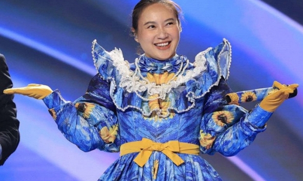 'Madame Vịt' Khánh Linh khẳng định không bẻ giọng ở Ca sĩ mặt nạ, nói gì khi không được nhận ra?