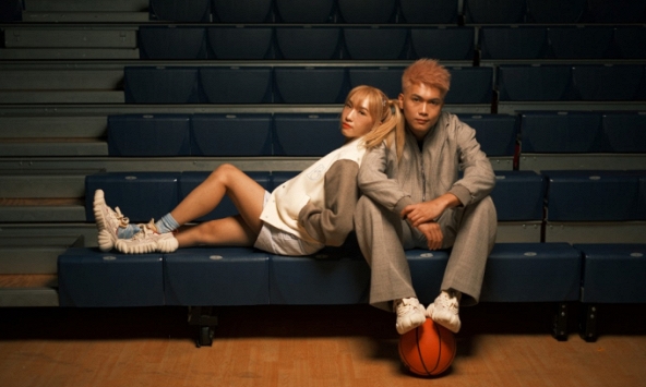 Mới đầu năm, BigDaddy - Emily đã mang đến MV 'bom tấn' hội tụ dàn cameo cực đỉnh cùng nội dung siêu ngọt ngào!