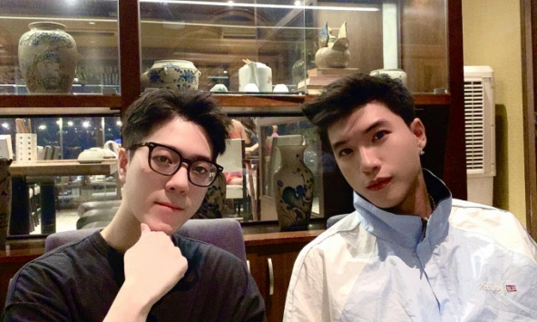 Producer ruột của HIEUTHUHAI lộ diện, netizen xuýt xoa: Đúng là trai đẹp thì thường chơi với nhau!