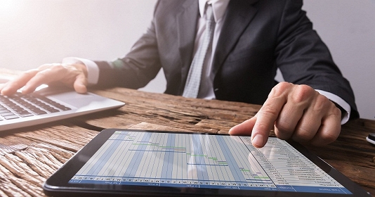 Vì sao bất động sản và chứng khoán phi mã?