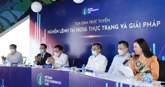 Chủ tịch Ủy ban Chứng khoán lên tiếng xin lỗi vì HoSE