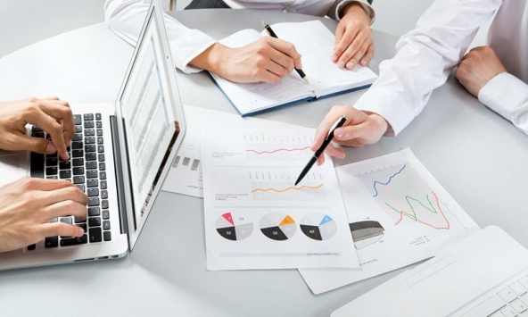 HoSE có quyền yêu cầu tạm ngừng việc sửa, hủy lệnh