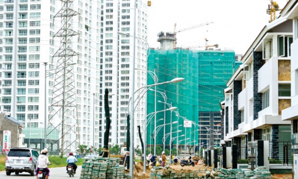 Giá căn hộ tại TP.HCM không ngừng leo thang nhưng chính sách ưu đã nhà giá rẻ bị vướng