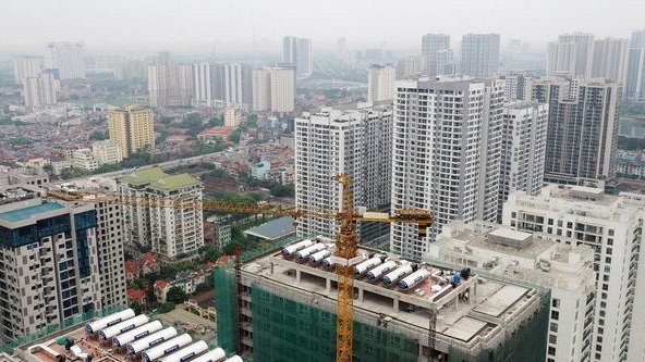 Nhiều nhà thầu xây dựng đã phải tạm ngưng công trình để chờ nguyên vật liệu xuống giá