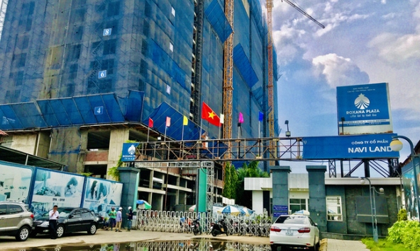 Khi dự án Roxana Plaza bị ngưng trệ, người dân có khả năng mất nhà, khách hàng cầu cứu