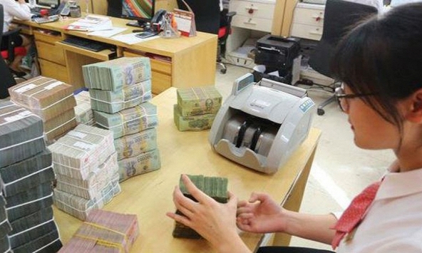 Ngân hàng dịch nhưng vẫn lãi